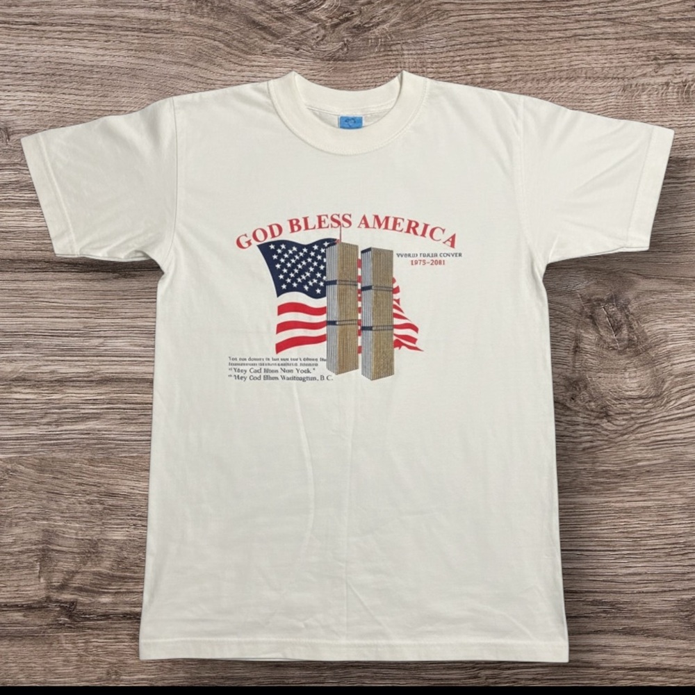 Vintage 2001 9/11 "God Bless
America" Memorial T-Shirt With Misprint